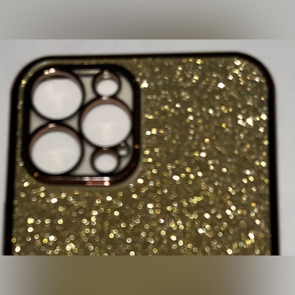 iPhone 12 ProMax Soft Gold Glitter Phone Case with Astronaut Holder NWT - Picture 7 of 8